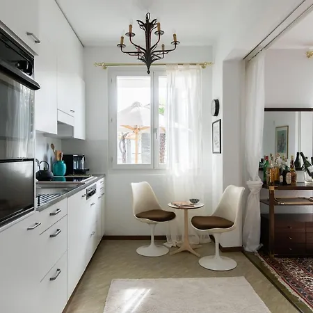 Romantic Apartment *